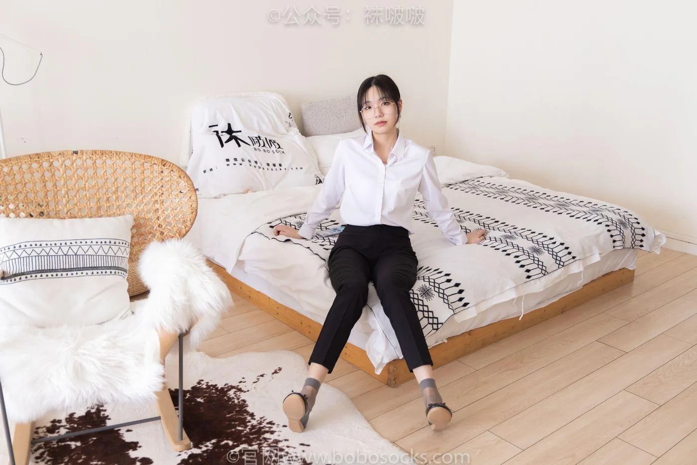 [BoBoSocks袜啵啵]NO.085 小甜豆-平底鞋、短灰丝、短肉丝 [140P]插图8